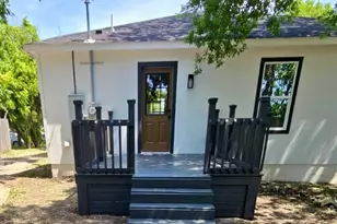 3216 Sharon St, Dallas, TX 75211 - Photo 13
