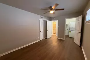 808 Blaylock Dr, Dallas, TX 75203 - Photo 17