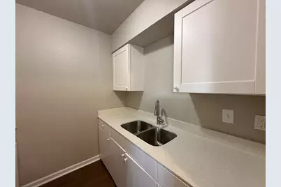 808 Blaylock Drive #202, Dallas, TX 75203 - Photo 11