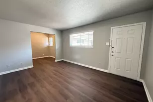 808 Blaylock Dr, Dallas, TX 75203 - Photo 5