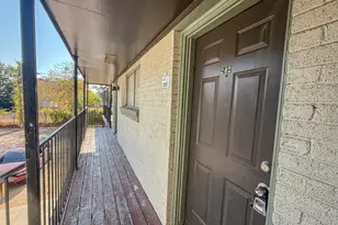 808 Blaylock Dr, Dallas, TX 75203 - Photo 3