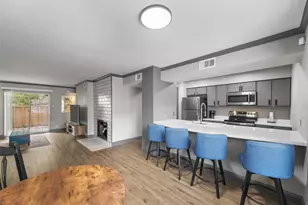 12482 Abrams Rd, Dallas, TX 75243 - Photo 9