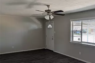 9201 Raymond Ave, White Settlement, TX 76108 - Photo 3