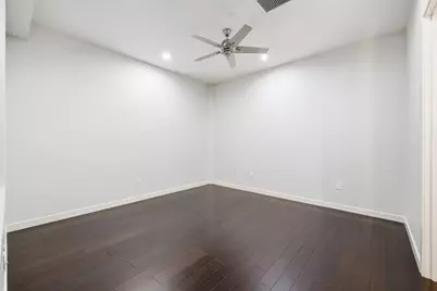 2600 W 7th Street #1827, Fort Worth, TX 76107 - Photo 11