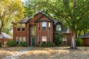 6101 Copperfield Dr, Arlington, TX 76001 - Photo 1