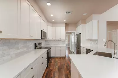 6101 Copperfield Drive, Arlington, TX 76001 - Photo 11