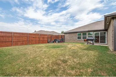 4022 Meadow Canyon Drive, Lancaster, TX 75146 - Photo 25