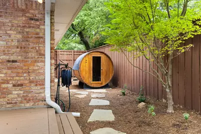10412 Silverock Drive, Dallas, TX 75218 - Photo 27