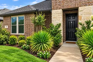 44 River Oaks Blvd, Waxahachie, TX 75165 - Photo 3