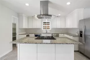 7248 Walling Ln, Dallas, TX 75231 - Photo 15