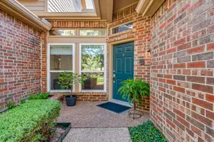 2522 Mallard Cove, Carrollton, TX 75006 - Photo 1