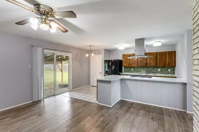 7504 Portman Avenue, Fort Worth, TX 76112 - Photo 5