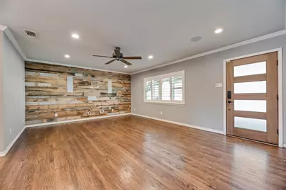 9911 Hurley Way, Dallas, TX 75220 - Photo 7