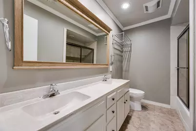 9911 Hurley Way, Dallas, TX 75220 - Photo 7