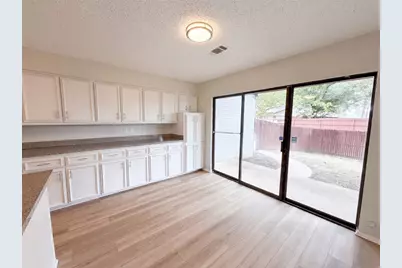 742 Hummingbird Circle, Lewisville, TX 75067 - Photo 13