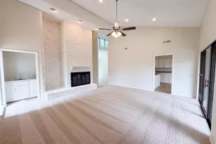 742 Hummingbird Cir, Lewisville, TX 75067 - Photo 7