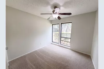742 Hummingbird Circle, Lewisville, TX 75067 - Photo 17