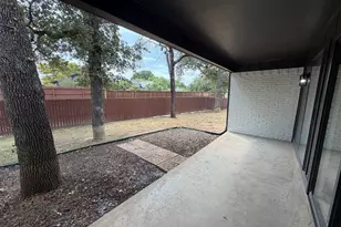 742 Hummingbird Cir, Lewisville, TX 75067 - Photo 29