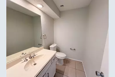 742 Hummingbird Circle, Lewisville, TX 75067 - Photo 23