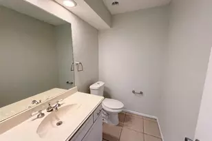 742 Hummingbird Cir, Lewisville, TX 75067 - Photo 23