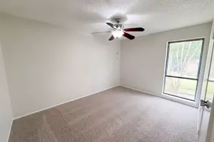 742 Hummingbird Cir, Lewisville, TX 75067 - Photo 19