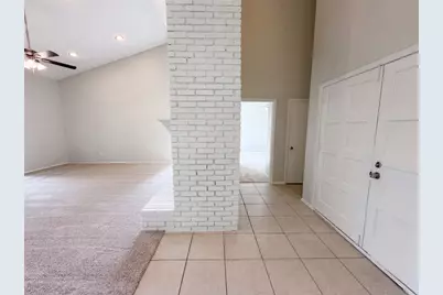 742 Hummingbird Circle, Lewisville, TX 75067 - Photo 5