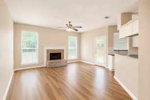 2815 Baze Rd, Euless, TX 76039 - Photo 5