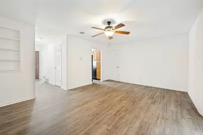 821 E Glendale St., Crowley, TX 76036 - Photo 3
