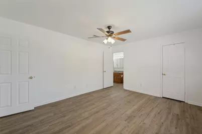 821 E Glendale St., Crowley, TX 76036 - Photo 15