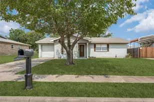 821 E Glendale St, Crowley, TX 76036 - Photo 1