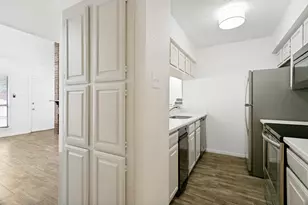 18240 Midway Rd, Dallas, TX 75287 - Photo 13