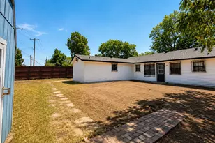 7631 Olusta Dr, Dallas, TX 75217 - Photo 29
