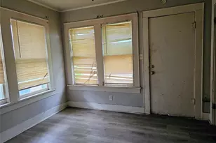 2612 Wilkinson Ave, Fort Worth, TX 76103 - Photo 5