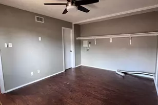5604 Boca Raton Blvd, Fort Worth, TX 76112 - Photo 9