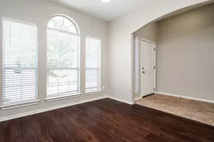 7932 Glenway Dr, Dallas, TX 75249 - Photo 7