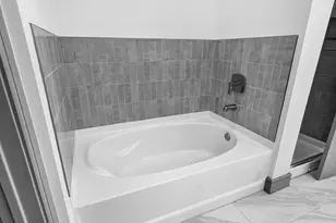 2700 Old Denton Rd, Carrollton, TX 75007 - Photo 25