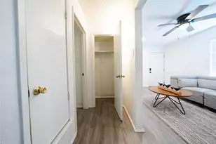 807 W Broadus St, Fort Worth, TX 76115 - Photo 19