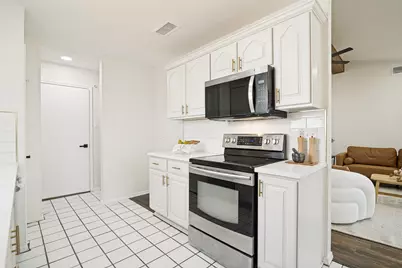 201 Mapleridge Drive, Rockwall, TX 75032 - Photo 9