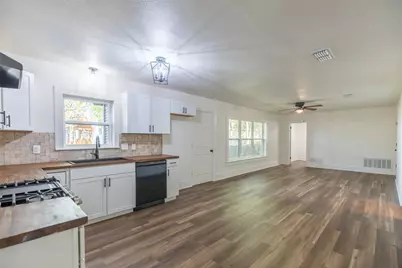 1325 Highland Avenue, Abilene, TX 79605 - Photo 11