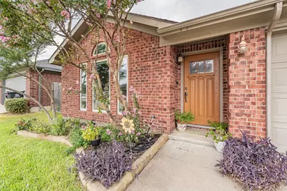 7403 Fossil Lake Drive, Arlington, TX 76002 - Photo 3