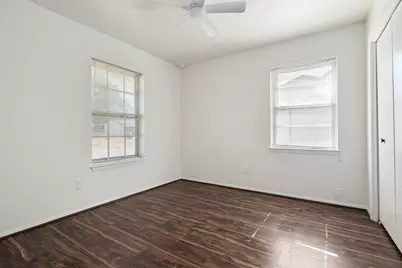202 E Kenwood Drive, Garland, TX 75041 - Photo 21
