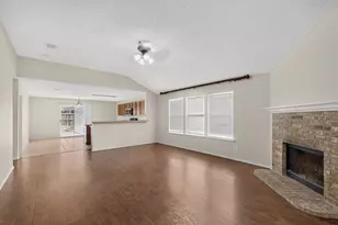 1629 Thornhill Ln, Little Elm, TX 75068 - Photo 7