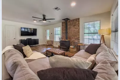 101 Rose Way, Aquilla, TX 76622 - Photo 5