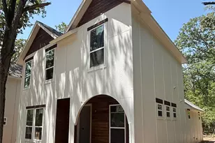 130 Carolyn Rd, Mabank, TX 75156 - Photo 1