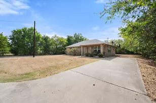 700 Cypress Ave, Corsicana, TX 75110 - Photo 5