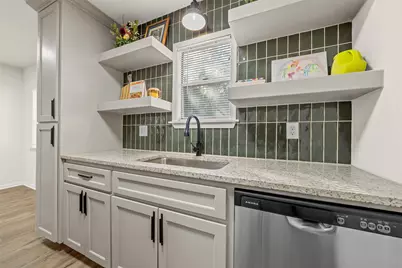 2112 Lasker Avenue, Waco, TX 76707 - Photo 5