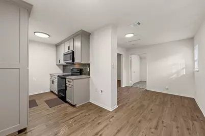 2112 Lasker Avenue, Waco, TX 76707 - Photo 9