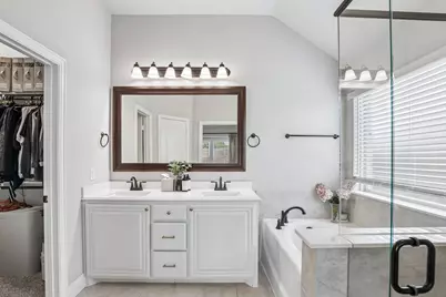 166 Martinique Drive, Lancaster, TX 75146 - Photo 5