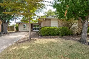 2314 Briarwood Ln, Carrollton, TX 75006 - Photo 1