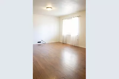 1409 Avenue D, Graham, TX 76450 - Photo 5